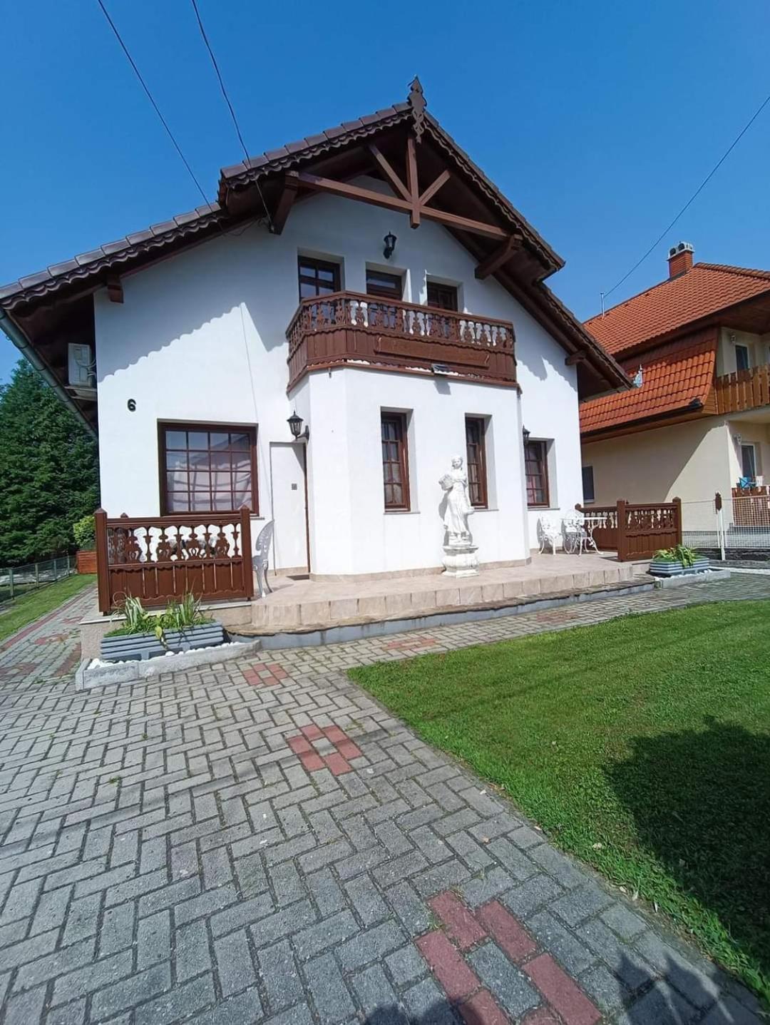 Rozsa Apartman Zalakaros Apartment Exterior foto